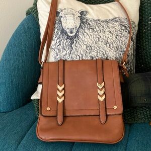 Alyssa-Brown vegan leather crossbody